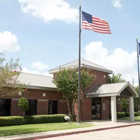 TDECU Victoria Mockingbird exterior