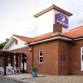 Premier Inn Chelmsford (Springfield) hotel exterior