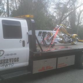 C. P. Wrecker Service is a 24-hour towing facility. We are a young company, but rooted in experience and a sense of duty. Our specialty is onsite accident recovery and roadside assistance. From accident towing and recovery to providing relief from roadside mishaps, you can depend on us. We are located in Auburn, AL. We serve all the Auburn and Opelika areas with pride. This is our community, and we are committed to serving it. This powerful fleet is capable of towing vehicles of all sizes and ki