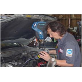 Bild von AV Bumper to Bumper Auto Repair & Machine Shop, Inc.
