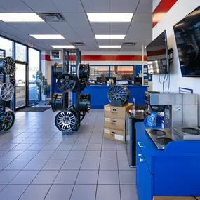 Tire Discounters Union Center | Tires, Wheels, Services, Fluids, & more