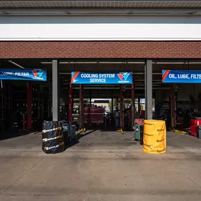 Tire Discounters Union Center | Tires, Wheels, Services, Fluids, & more