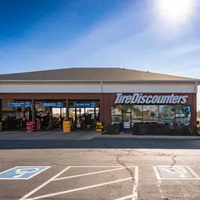 Tire Discounters Union Center | Tires, Wheels, Services, Fluids, & more