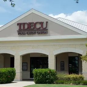 TDECU Rosenberg Exterior