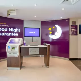 Premier Inn Lewes Town Centre hotel reception