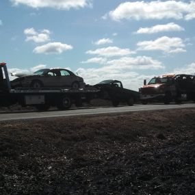 Experience the best in towing services.