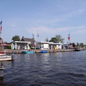 Tankstation ah water friesland