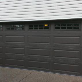 Bild von E-Z Lift Garage Doors