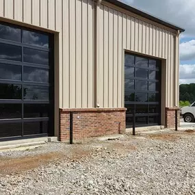 Bild von E-Z Lift Garage Doors