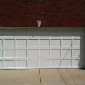 Bild von E-Z Lift Garage Doors