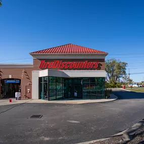 Tire Discounters Red Bank | Tires, Wheels, Services, Fluids, & more