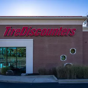 Tire Discounters Red Bank | Tires, Wheels, Services, Fluids, & more