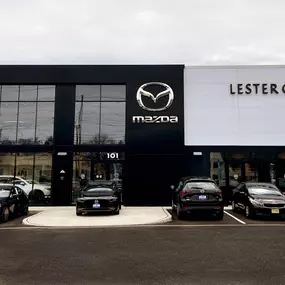 Lester Glenn Mazda showroom