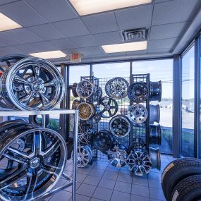 Tire Discounters on 1517 Main St in Hamilton