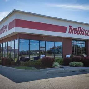 Tire Discounters on 1517 Main St in Hamilton