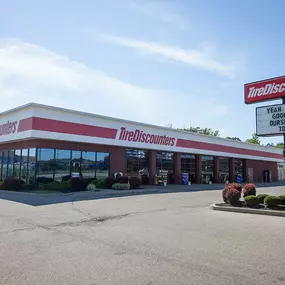 Tire Discounters on 1517 Main St in Hamilton