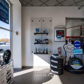 Tire Discounters TD Performance | Tires, Wheels, Services, Fluids, & more