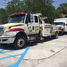 KW Wrecker Service | Palm Beach | Palm City | Florida | Towing Service | Flatbed Service | Heavy Duty Towing | Roadside Assistance