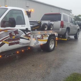 KW Wrecker Service | Palm Beach | Palm City | Florida | Towing Service | Flatbed Service | Heavy Duty Towing | Roadside Assistance