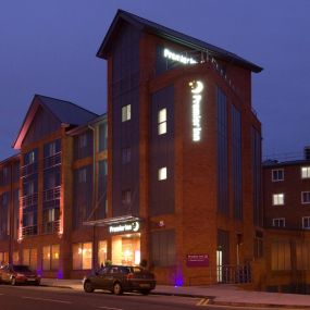 Chester (Railway Station)