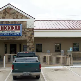 TDECU Port Lavaca exterior