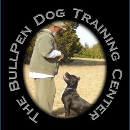 Logo da The BullPen Dog Training Center