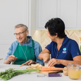 Engaging your loved ones is an important part of Comfort Keepers senior home care services.