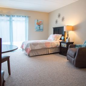 Maple Hill Senior Living, Maplewood, MN Personal Sized Living With everything You Need