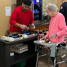 Breakfast with Maplewood's best! It was a pleasure to have members of the Maplewood Fire Department in to enjoy a wonderful meal with our residents and staff. Thank you to our culinary team for the delicious food and thank you to our fire department members for serving our community!