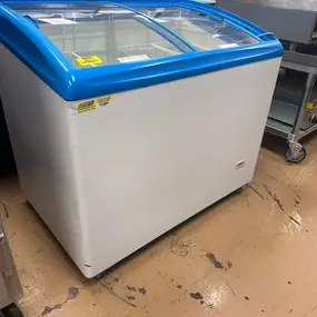 Reconditioned Top Load Sliding Glass Freezer