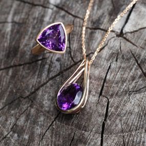 Beautiful pieces of jewelry found at Edward Warren Jewelers