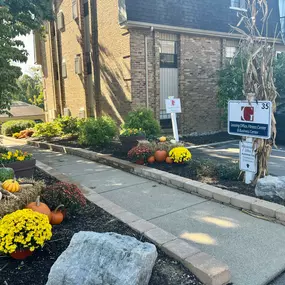 Gettysburg Square Apartment Outdoor Walkway