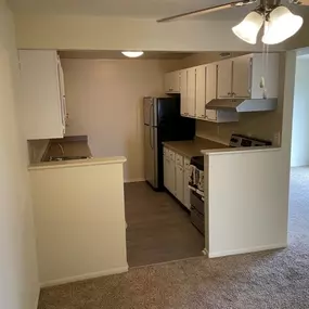 Gettysburg Square Apartment Kitchen