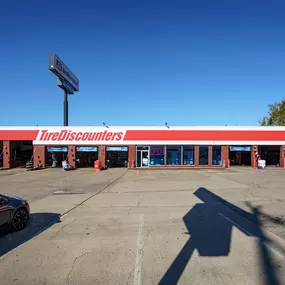 Tire Discounters Galbraith | Tires, Wheels, Services, Fluids, & more