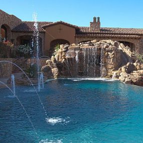 Swimming Pool Water Features