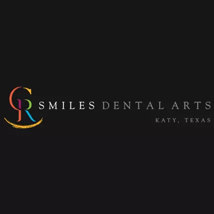 Logotipo de CR Smiles Dental Arts