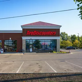 Tire Discounters on 795 Sunbury Rd in Delaware