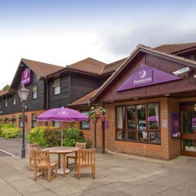 Premier Inn Maidstone (West Malling) hotel exterior