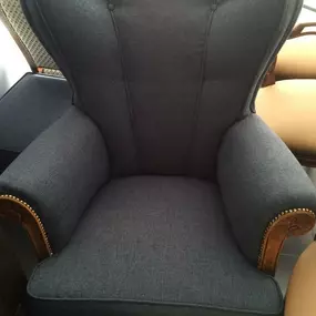 herstofferen van stoelen stoffeerder mat klassiek en modern