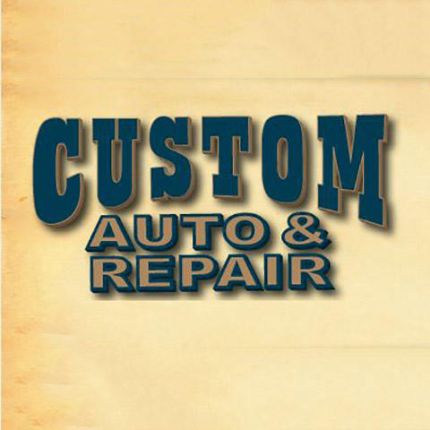 Logótipo de Custom Auto & Repair