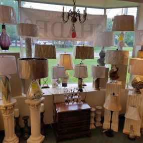 Bild von B & B Lamps and Shades