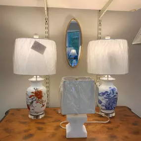 Bild von B & B Lamps and Shades