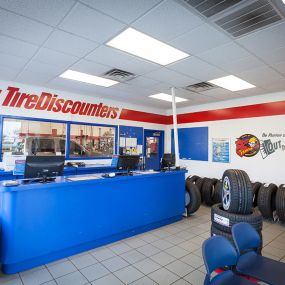 Tire Discounters on 4414 Brandt Pike in Dayton