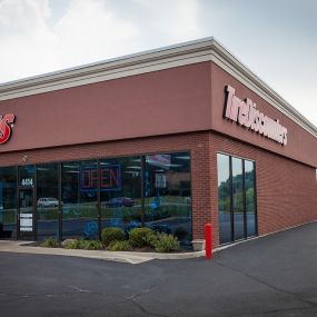 Tire Discounters on 4414 Brandt Pike in Dayton