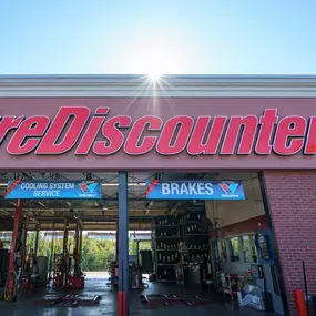 Tire Discounters on 4414 Brandt Pike in Dayton