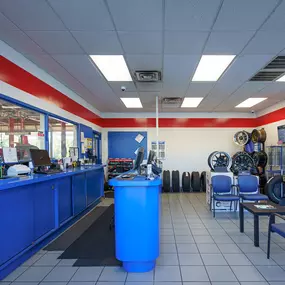 Tire Discounters on 4414 Brandt Pike in Dayton