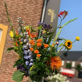 Vrolijke plukboeketten