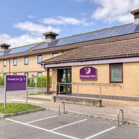 Premier Inn Basingstoke West (Churchill Way) hotel