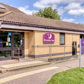 Premier Inn Basingstoke West (Churchill Way) hotel