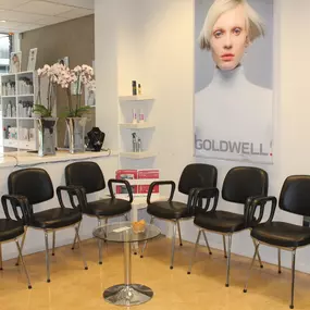 Kniest Hair en Beautysalon